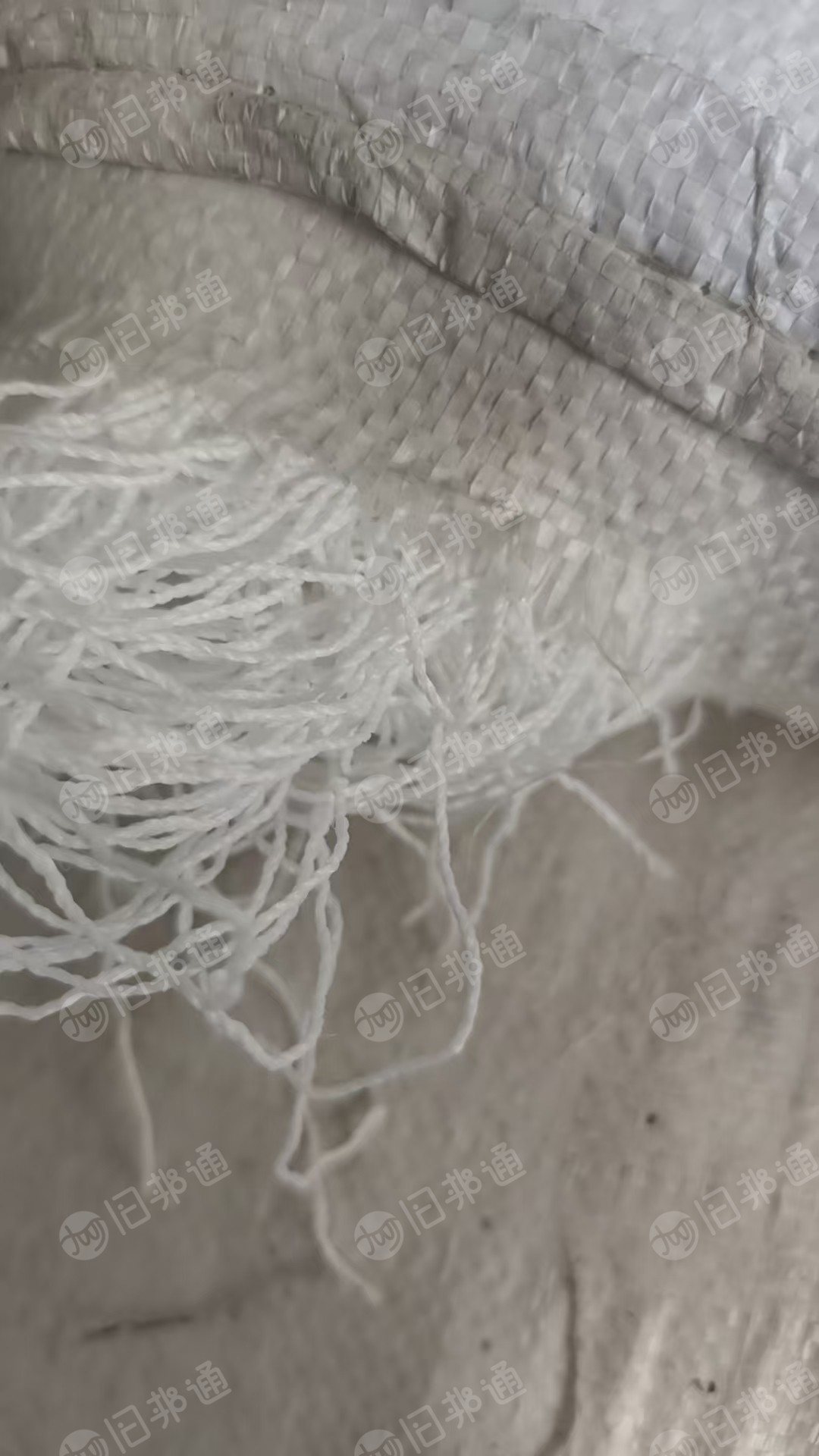 长期出售地毯厂下来的割管纱，锦纶废丝，尼龙废丝，单六，现货有20吨，货在河北保定