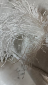 长期出售地毯厂下来的割管纱，锦纶废丝，尼龙废丝，单六，现货有20吨，货在河北保定