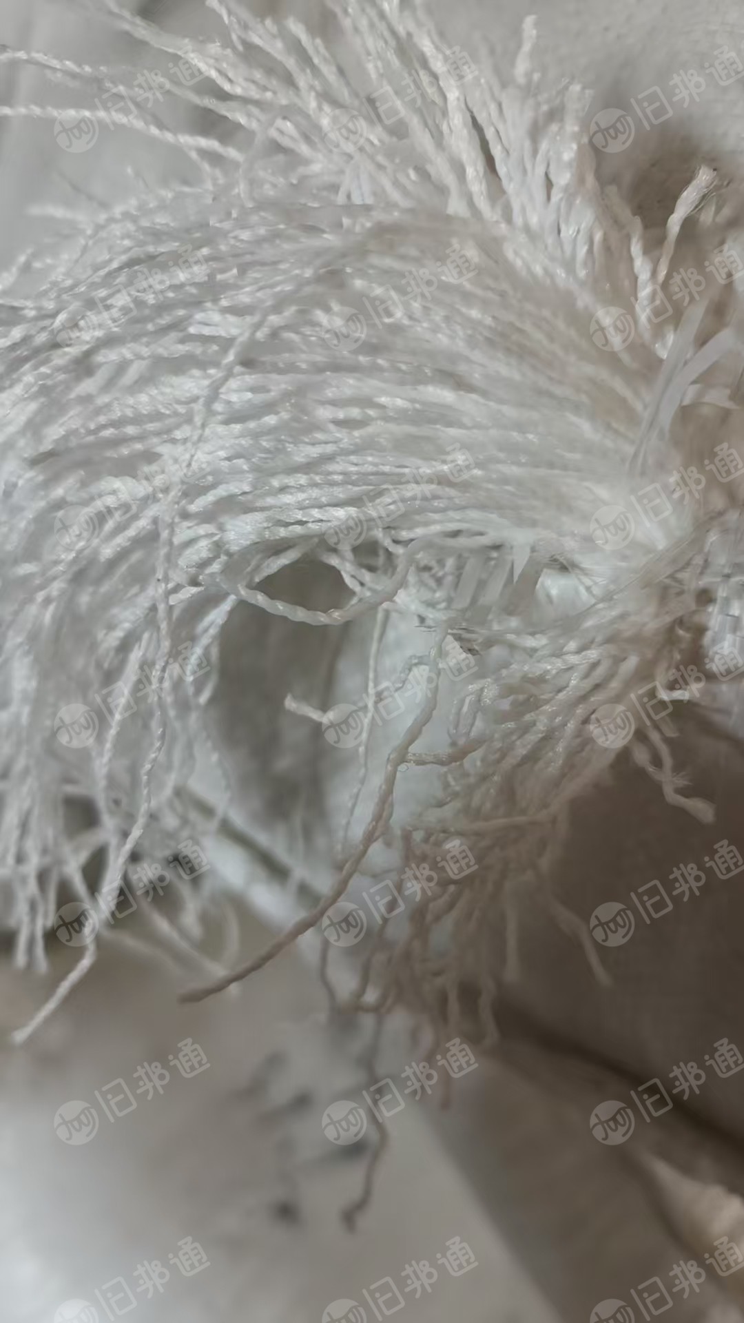 长期出售地毯厂下来的割管纱，锦纶废丝，尼龙废丝，单六，现货有20吨，货在河北保定