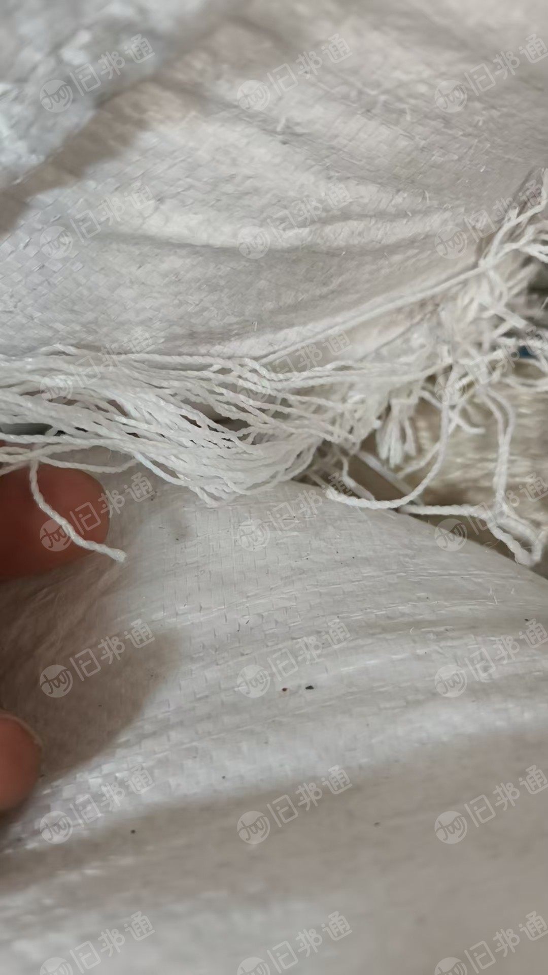 长期出售地毯厂下来的割管纱,锦纶废丝,尼龙废丝,单六,现货有20吨,货在河北保定