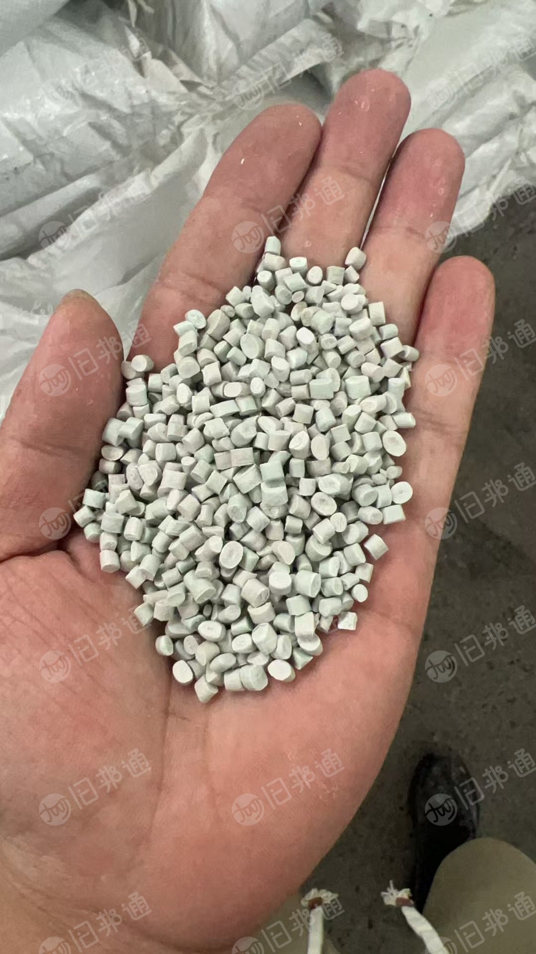 浮水PP复合PE颗粒。月供200吨，价格3000+，过60目网