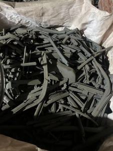 长期出售密封胶条废料,每月大几十吨