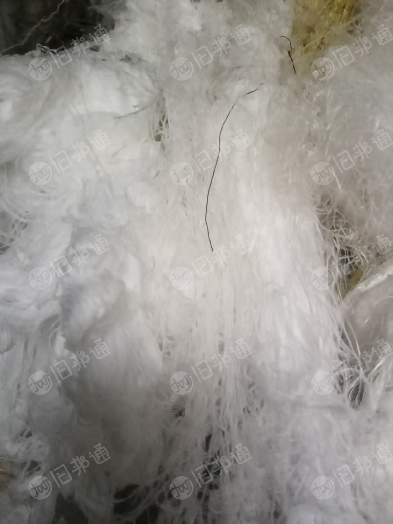 出售涤纶废丝，低弹丝，现货30吨左右，75D和100D的， 厂在河北保定