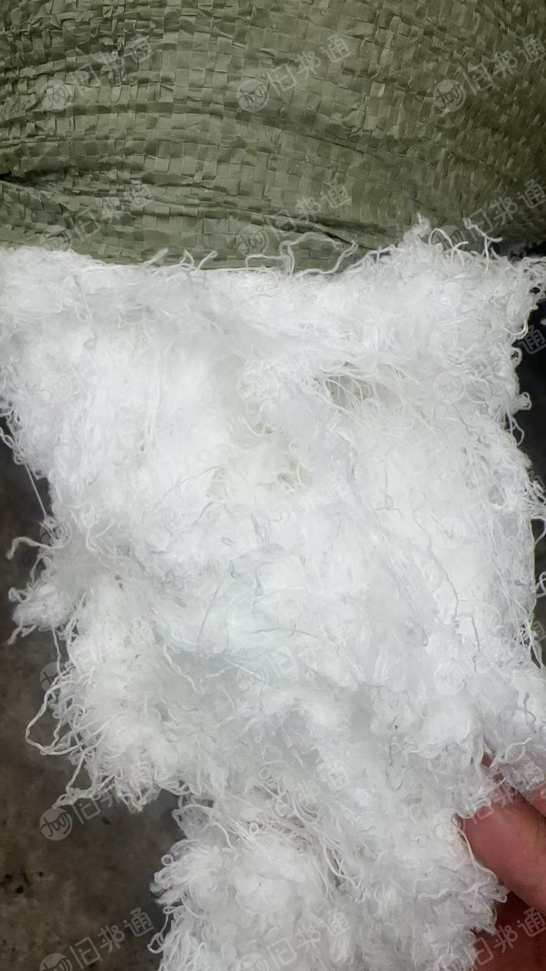 长期出售涤纶废丝，涤纶低弹丝，可以开花和造粒，货在福建福州
