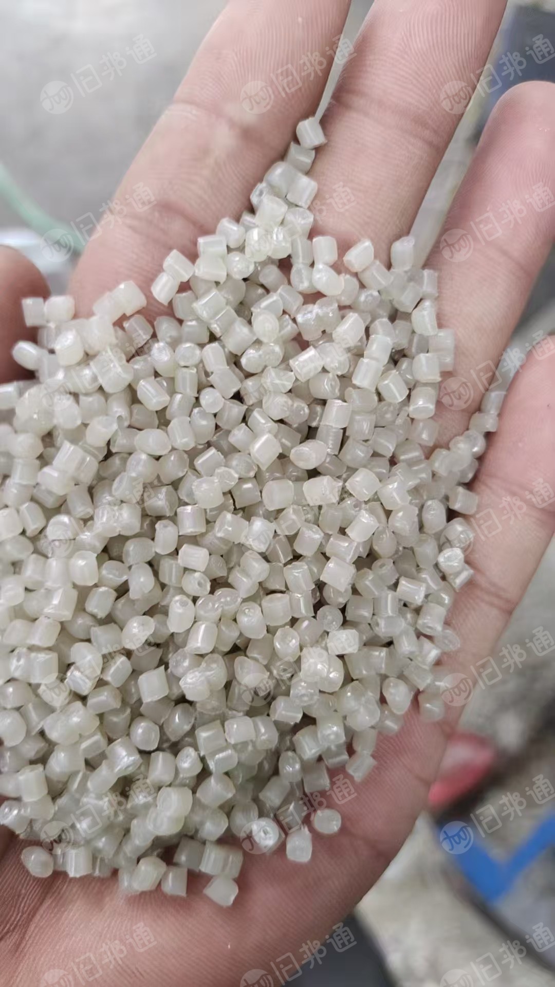 出售拉丝pp颗粒，可以按照客户要求定制生产，可用于拉丝，吹塑，注塑使用