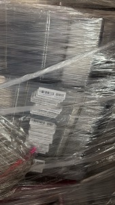 出售吸塑盒毛料，带标签