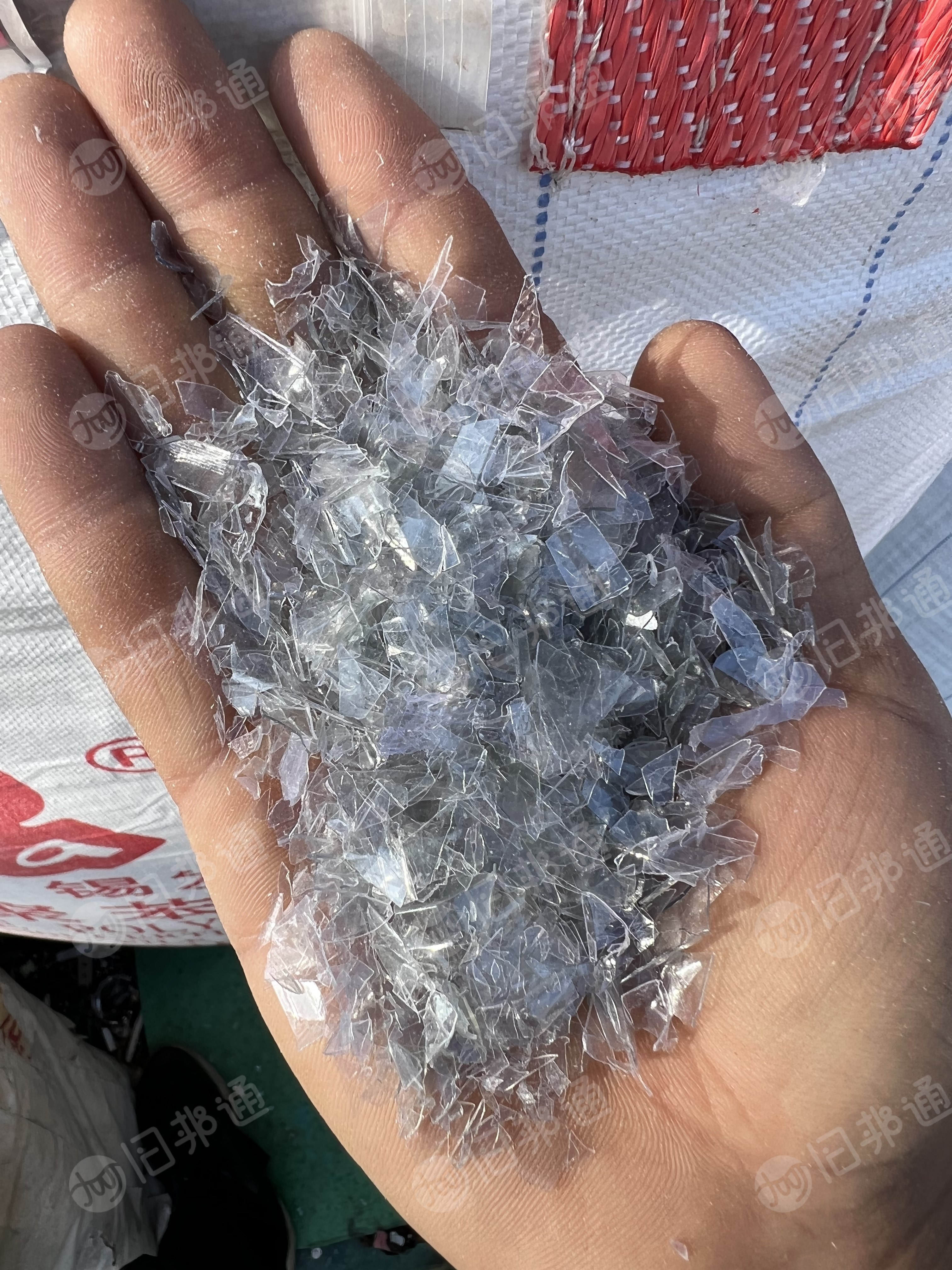 出售PET吸塑盒破碎料，AB级混打，拉片级，长期有货