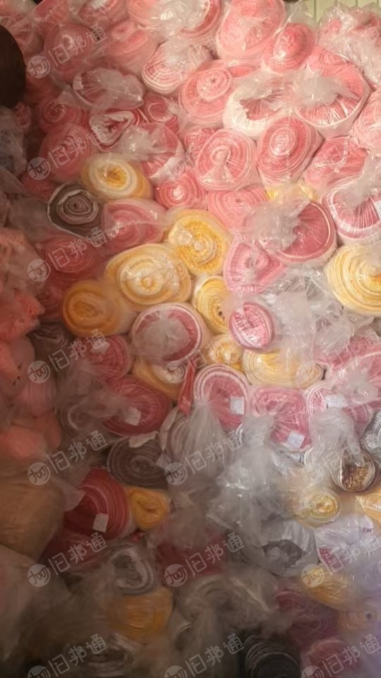 长期出售牛奶绒库存布，现货大几十吨，厂在浙江绍兴