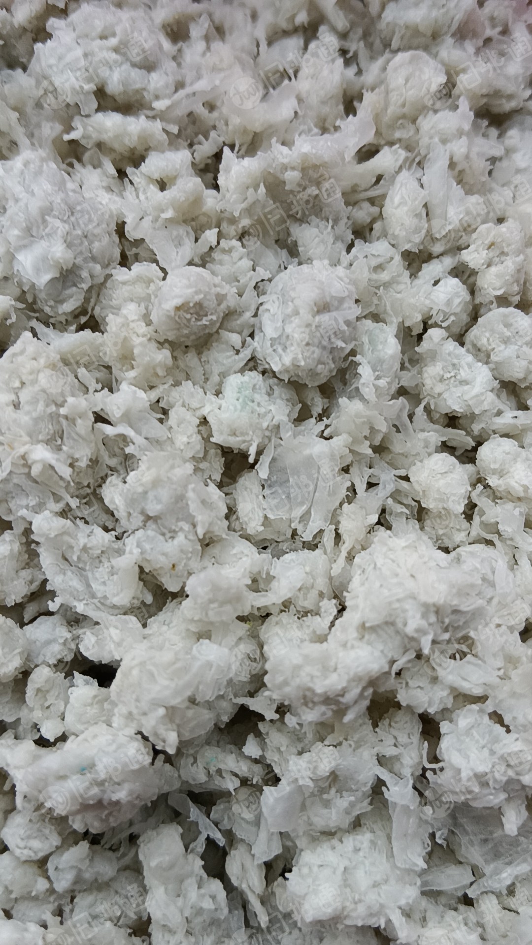 出售滑膜纯pet泡料，pet滑膜泡料，月供一百多吨
