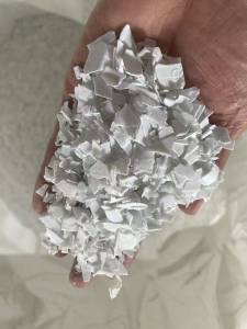 大量供应黑/白HIPS破碎料