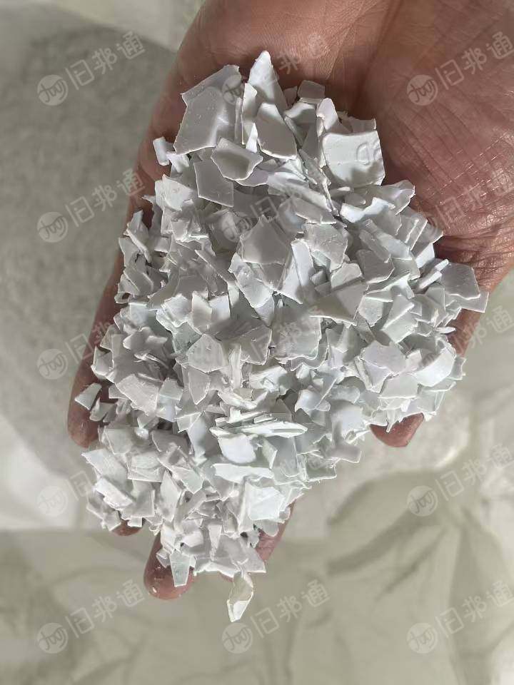 大量供应黑/白HIPS破碎料