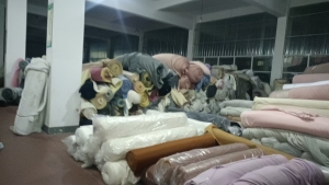 出售兔毛绒布，小兔毛，兔绒布，现货3万多米