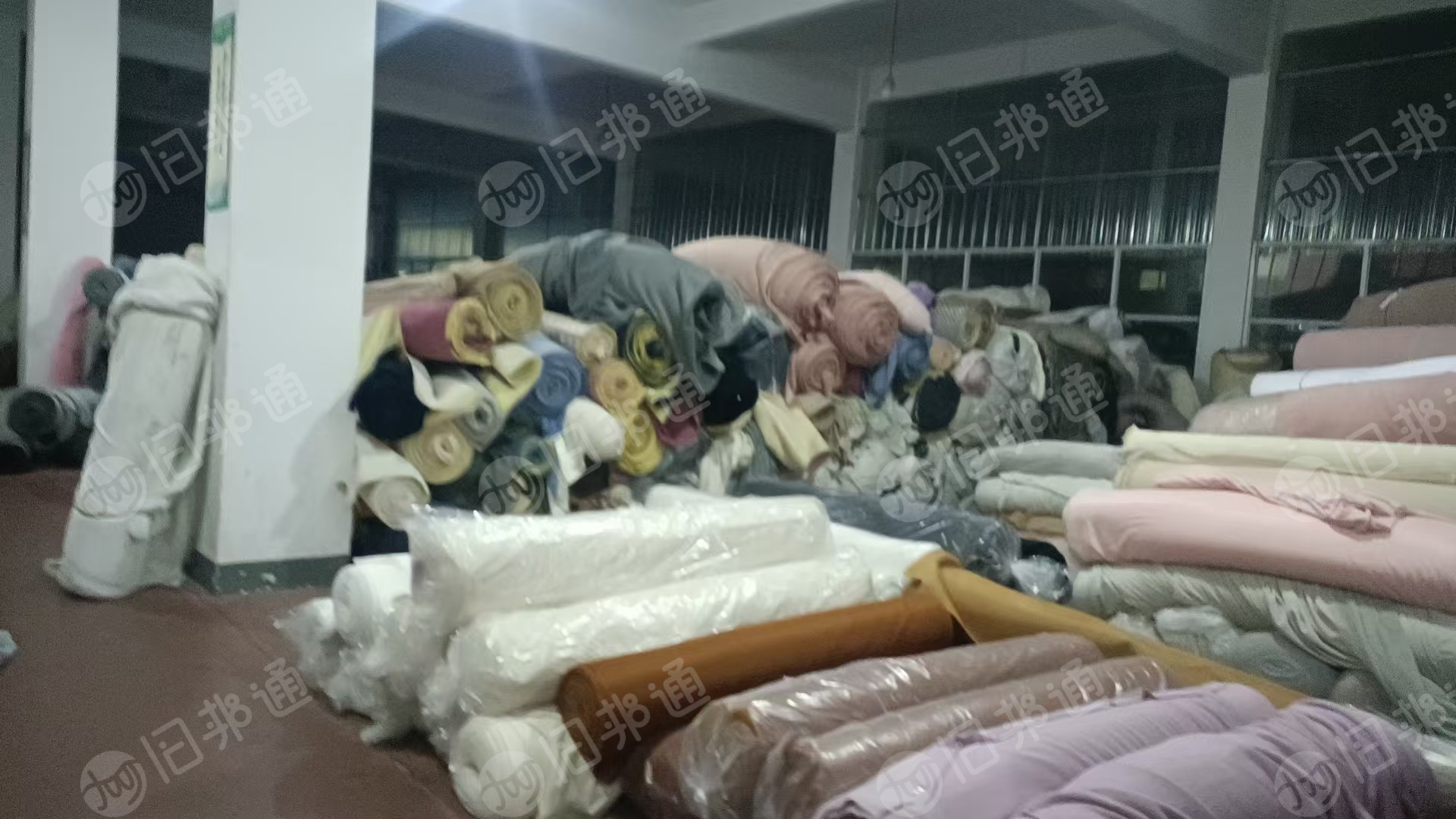 出售兔毛绒布，小兔毛，兔绒布，现货3万多米