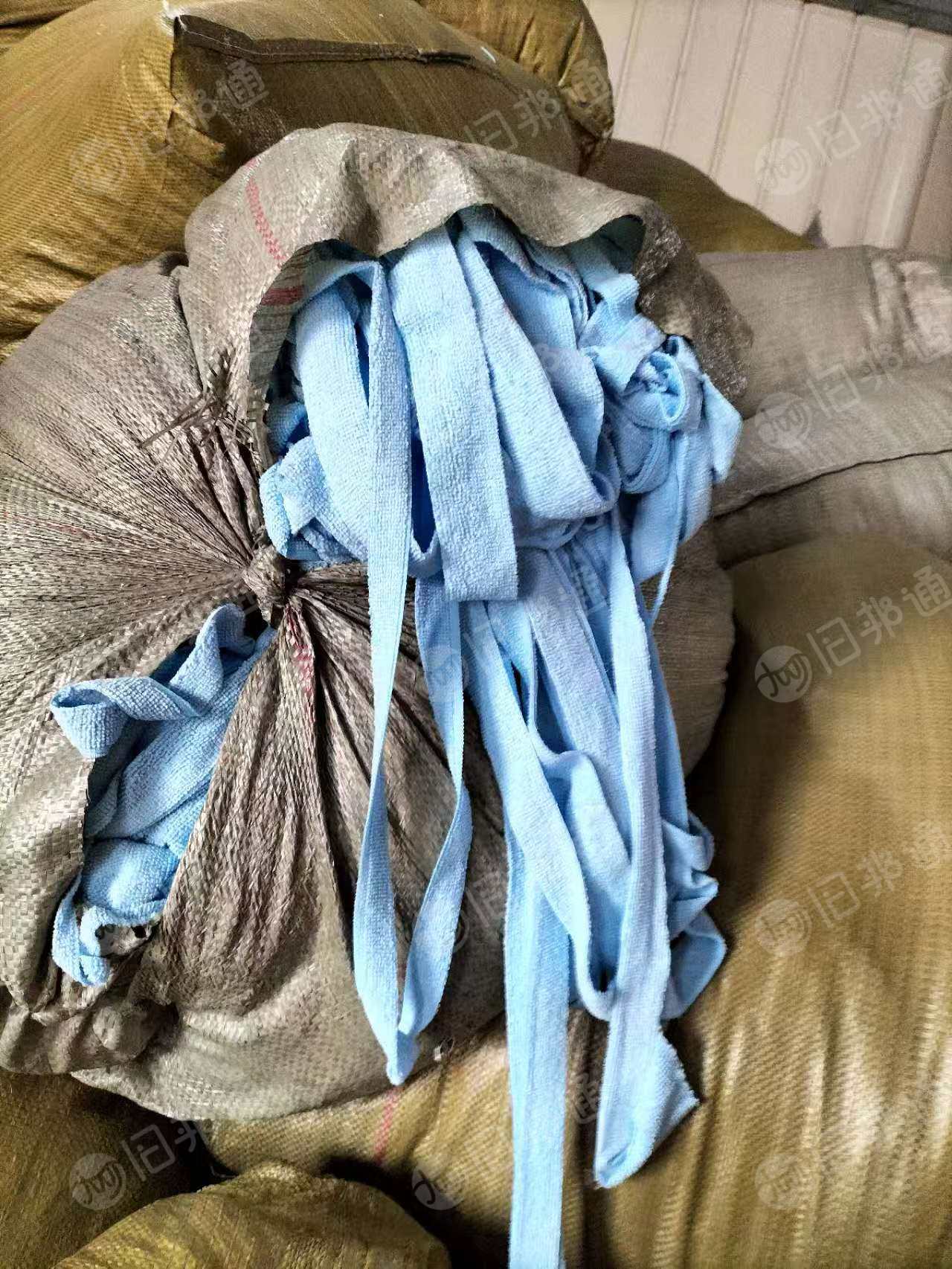 长期出售涤纶珊瑚绒布条，珊瑚绒废布，布条，可做拖把布条用，月供50吨起