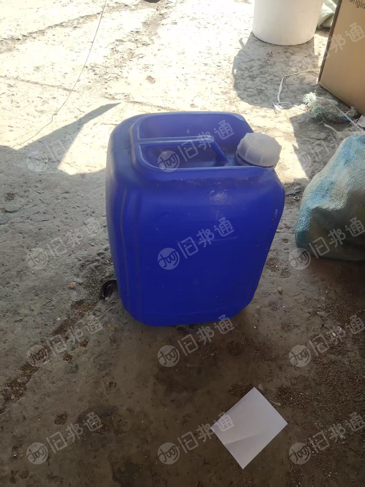 出售小蓝桶毛料，现货大几百个，常年有货