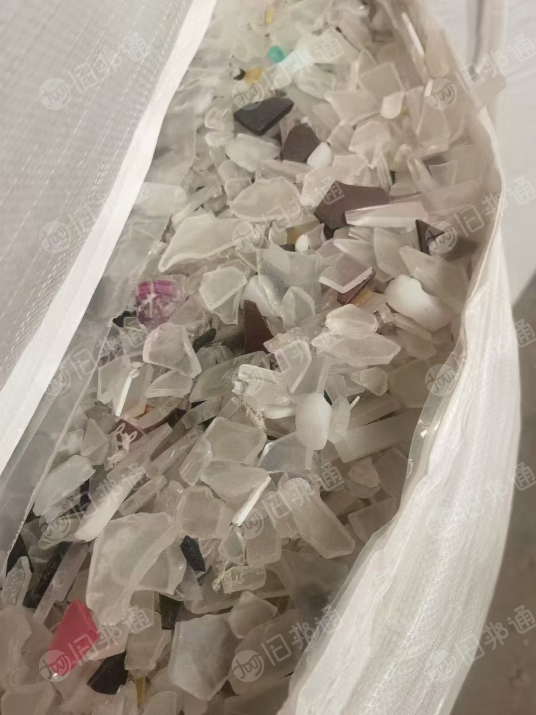 长期出售杂色亚克力破碎料