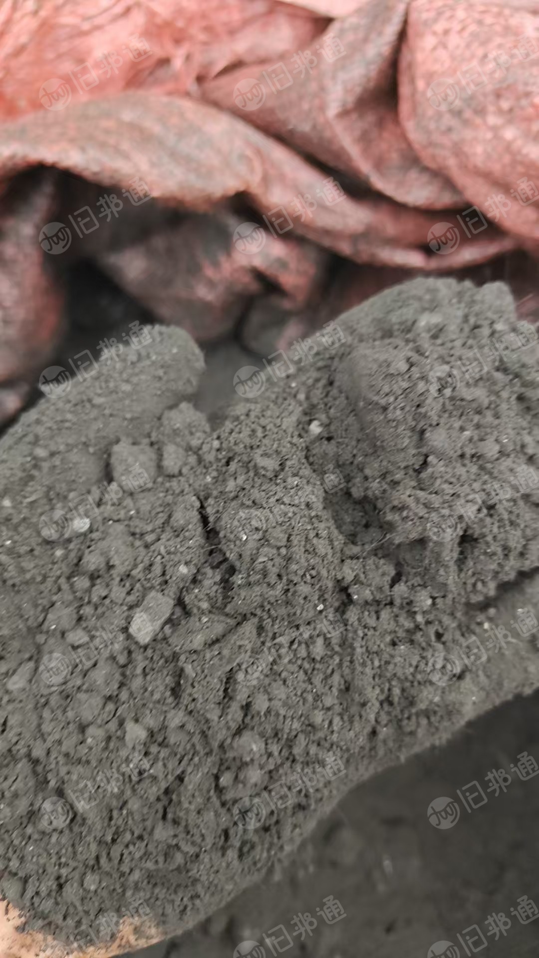 大量出售塑碳黑，现货200多吨
