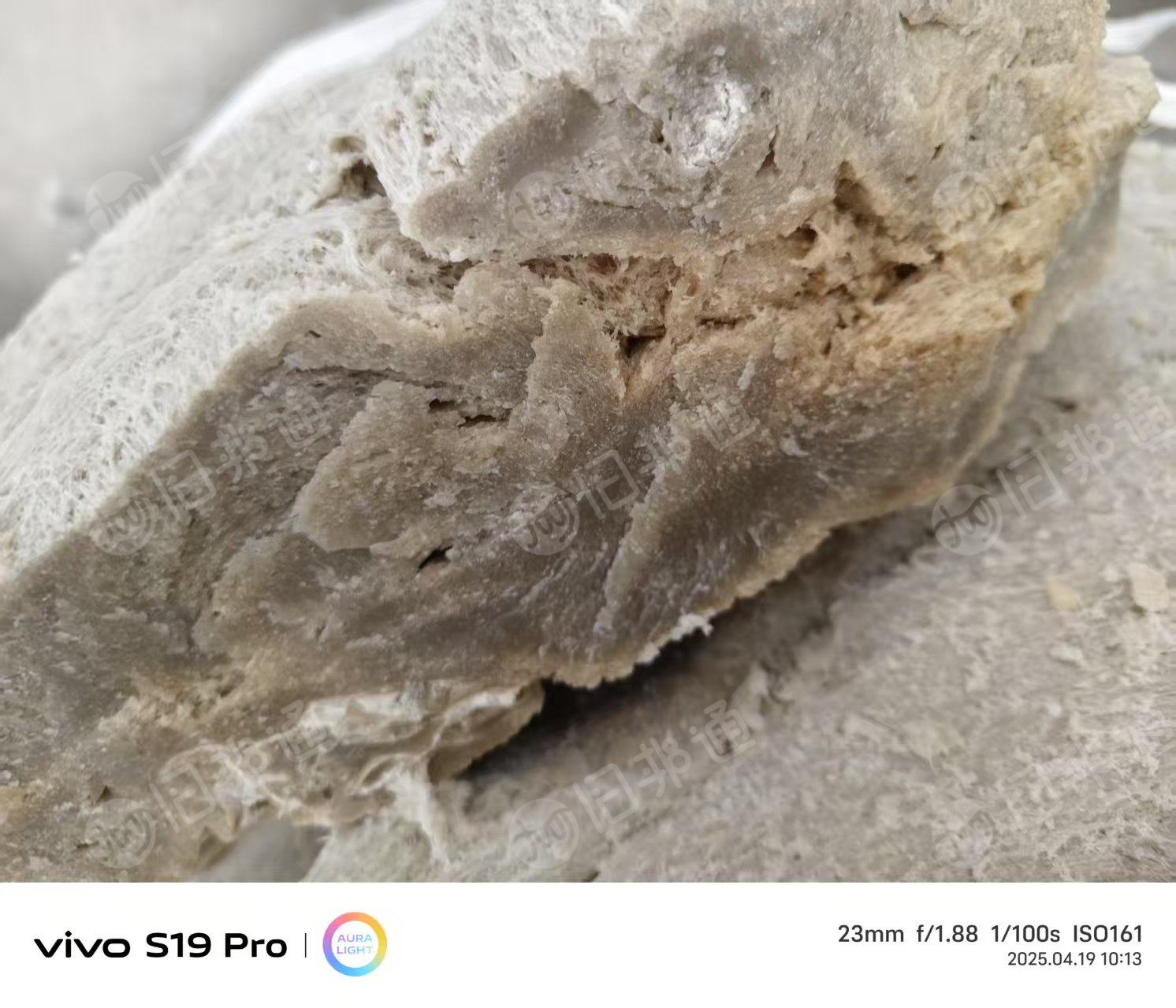 长期大量出售热熔块，月供量100多吨
