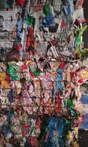 长期出售花丙压块，餐盒压块