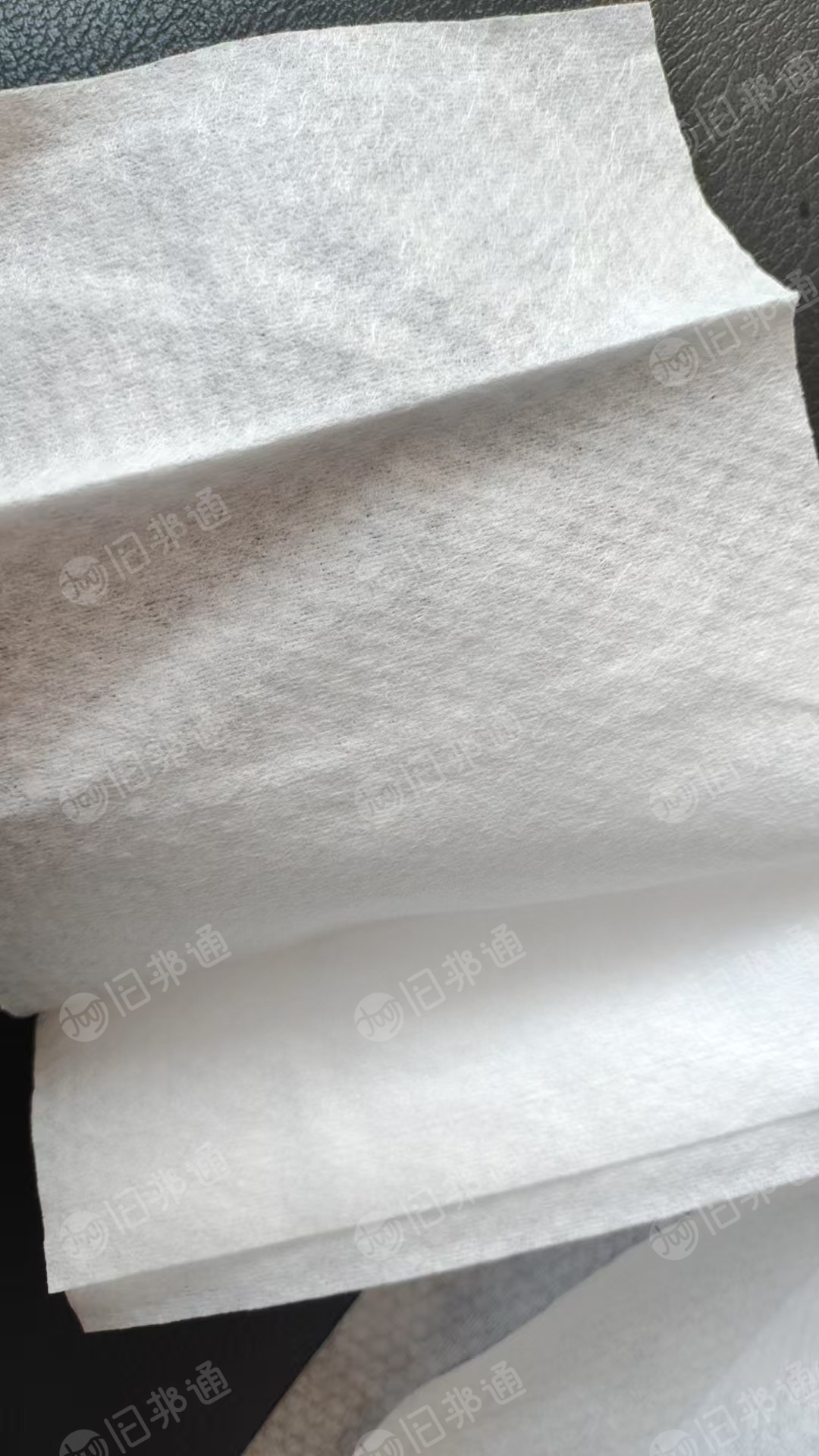 长期出售洗脸巾下脚料,无纺布边角料,有可溶解无纺布,不可溶解的,水刺无纺布边角料,现货四十吨左右