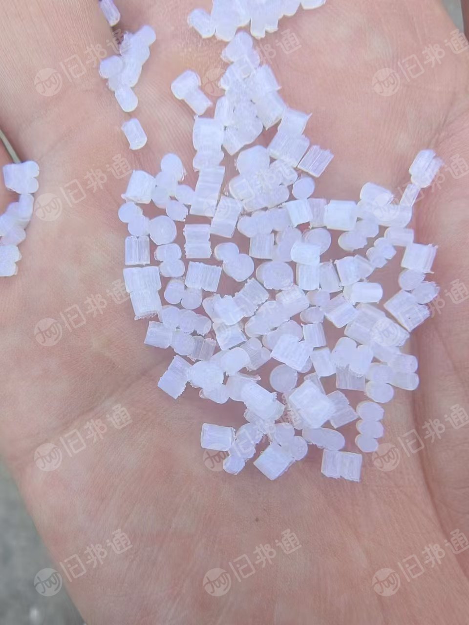 长期出售PE高压注塑颗粒，过60目
