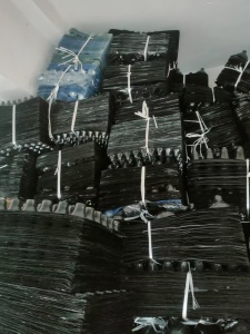 出售pet吸塑片毛料，现货7-8吨