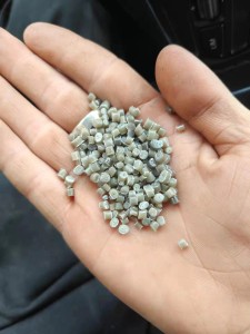 出售二级高压膜颗粒，过120目