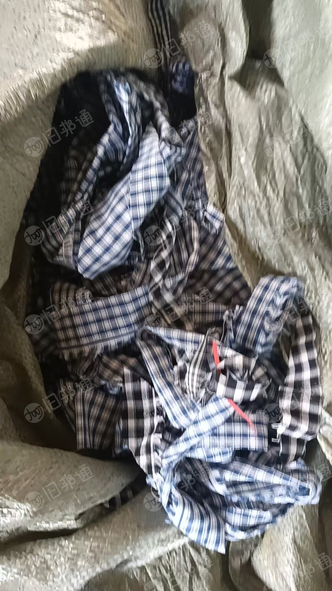 长期出售涤纶废布，颜色没有分开，厂在湖南株洲