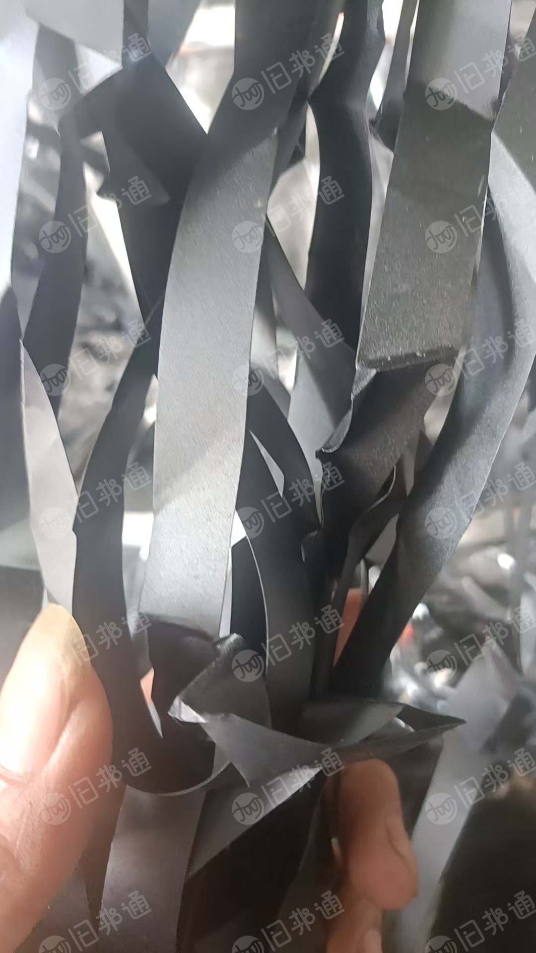 出售阻燃黑色PC片材，现货十来吨，月供四五十吨