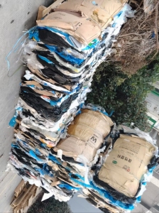 长期出售电子厂垃圾膜废料