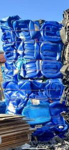 出售小蓝桶压块，每月五六吨，长期有货