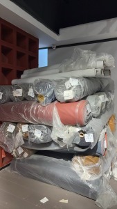 出售涤纶科技布,库存科技布,库存布卷材,货在四川成都