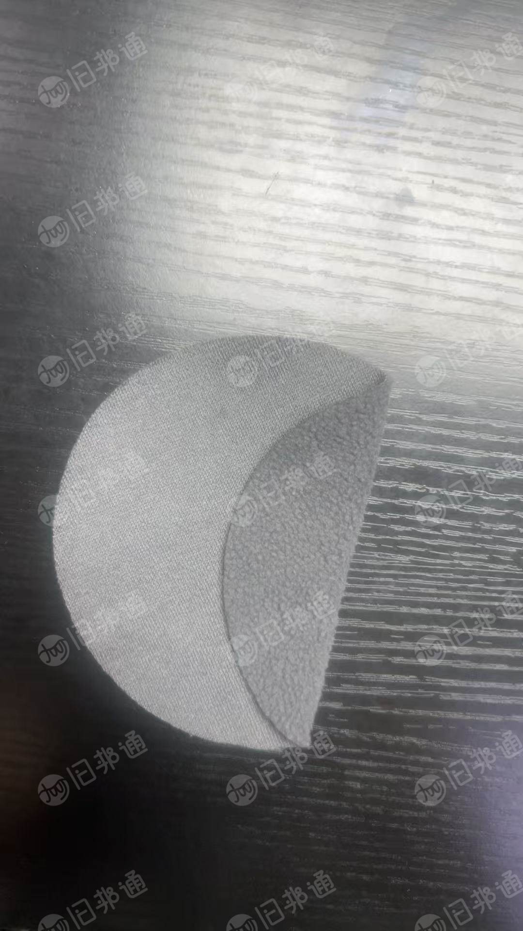 出售同一个批次深灰色的摇粒绒，摇粒绒库存布，绒布，门幅155，克重200，货在江苏吴江