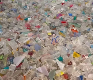 长期出售PC破碎料，聚碳破碎料