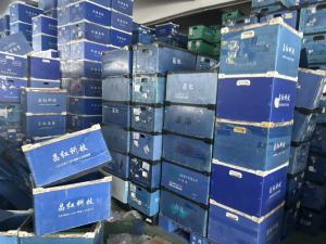 出售空心板毛料，上面的框框是PVC的，现货10吨左右