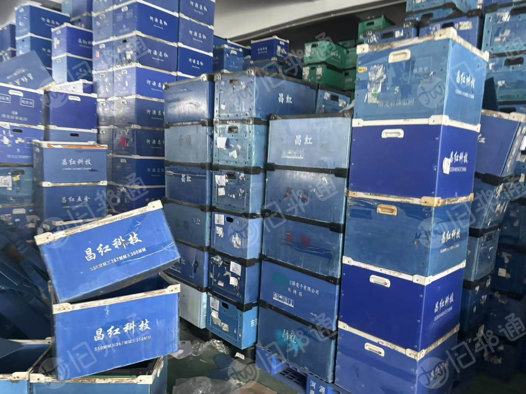 出售空心板毛料，上面的框框是PVC的，现货10吨左右