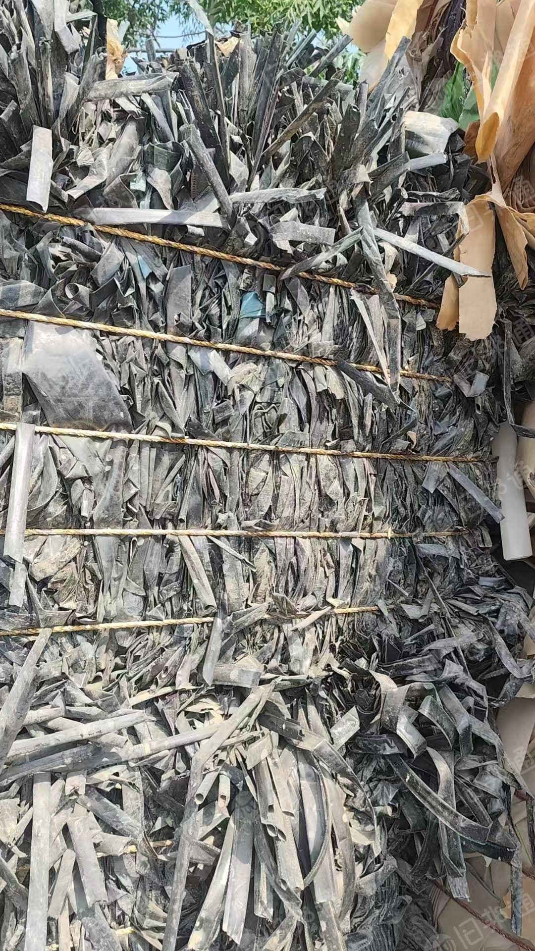 出售滴灌带毛料,纯小管料,现货60吨左右