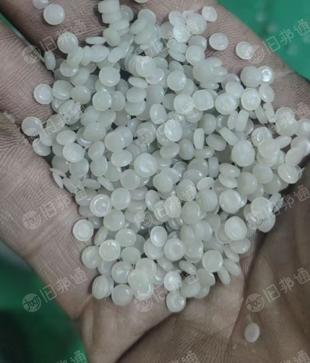 出售PE电池膜颗粒，溶脂0.5，强度25，可做管道，吹膜用