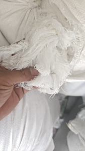 长期出售中化布边纱,纯涤纶的,带颜色的,每个月有10多吨, 厂在江苏南通