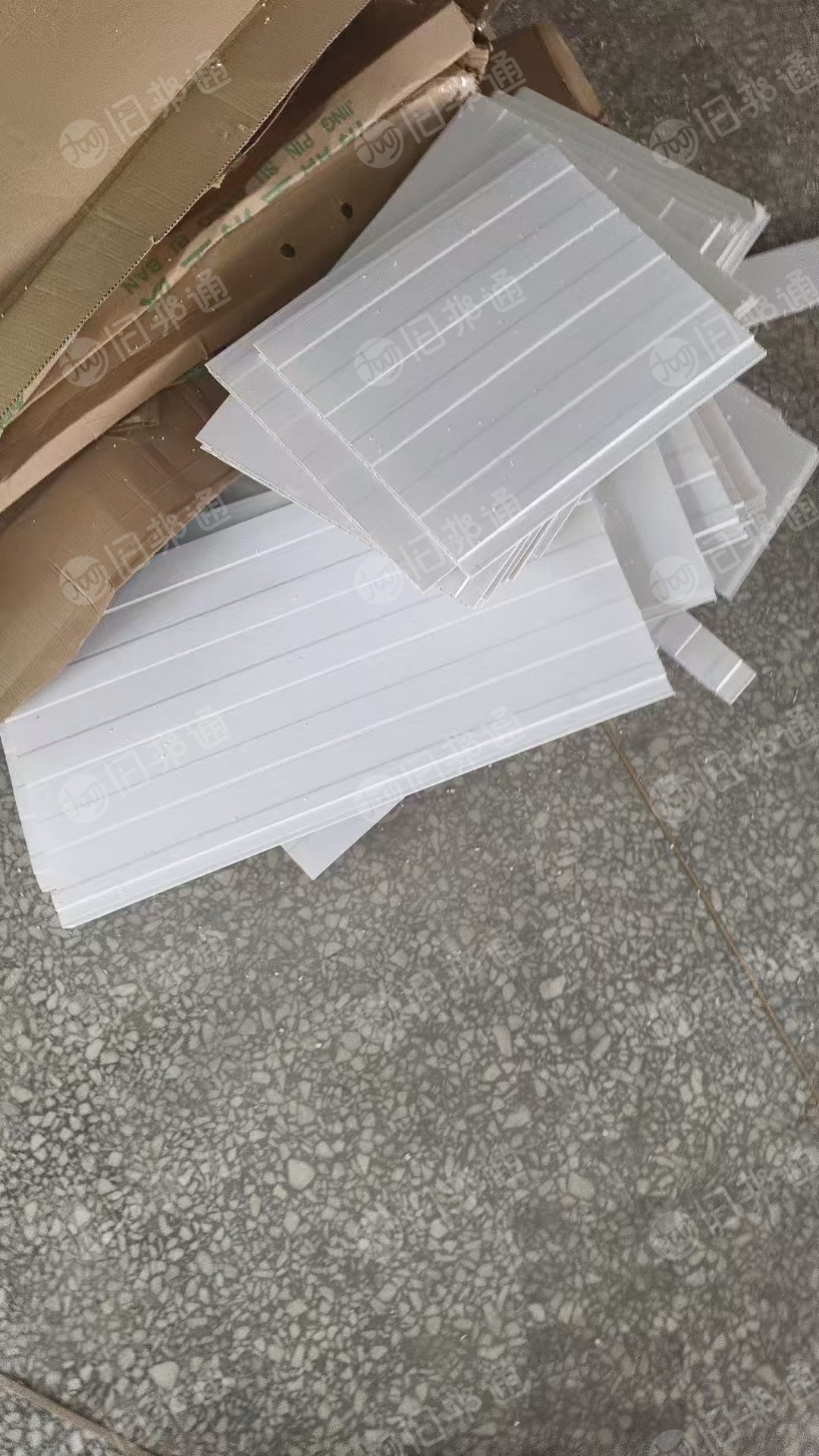 出售PVC扣板废料，硬质PVC废料