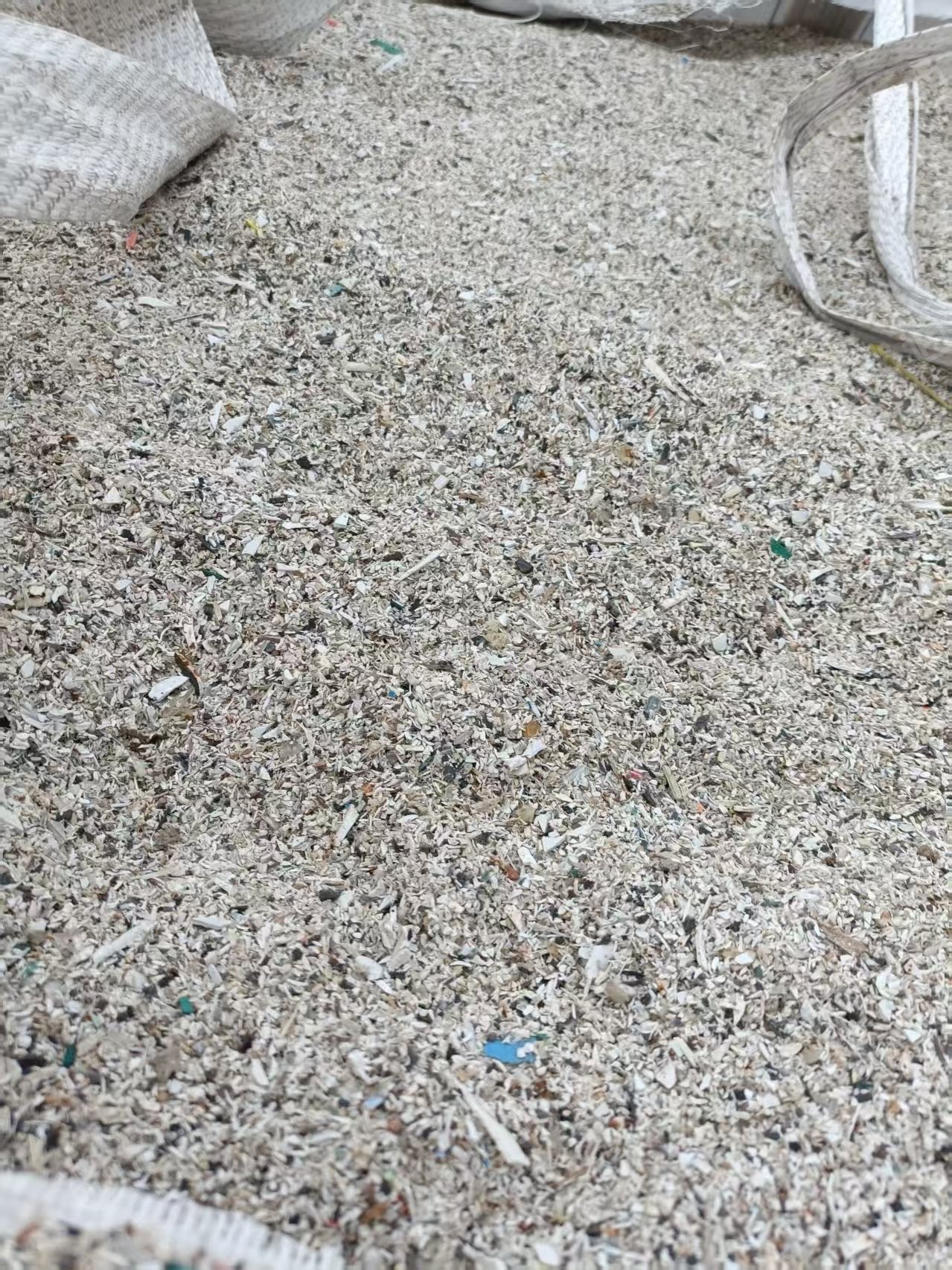 出售PVC塑钢渣子，现货一挂