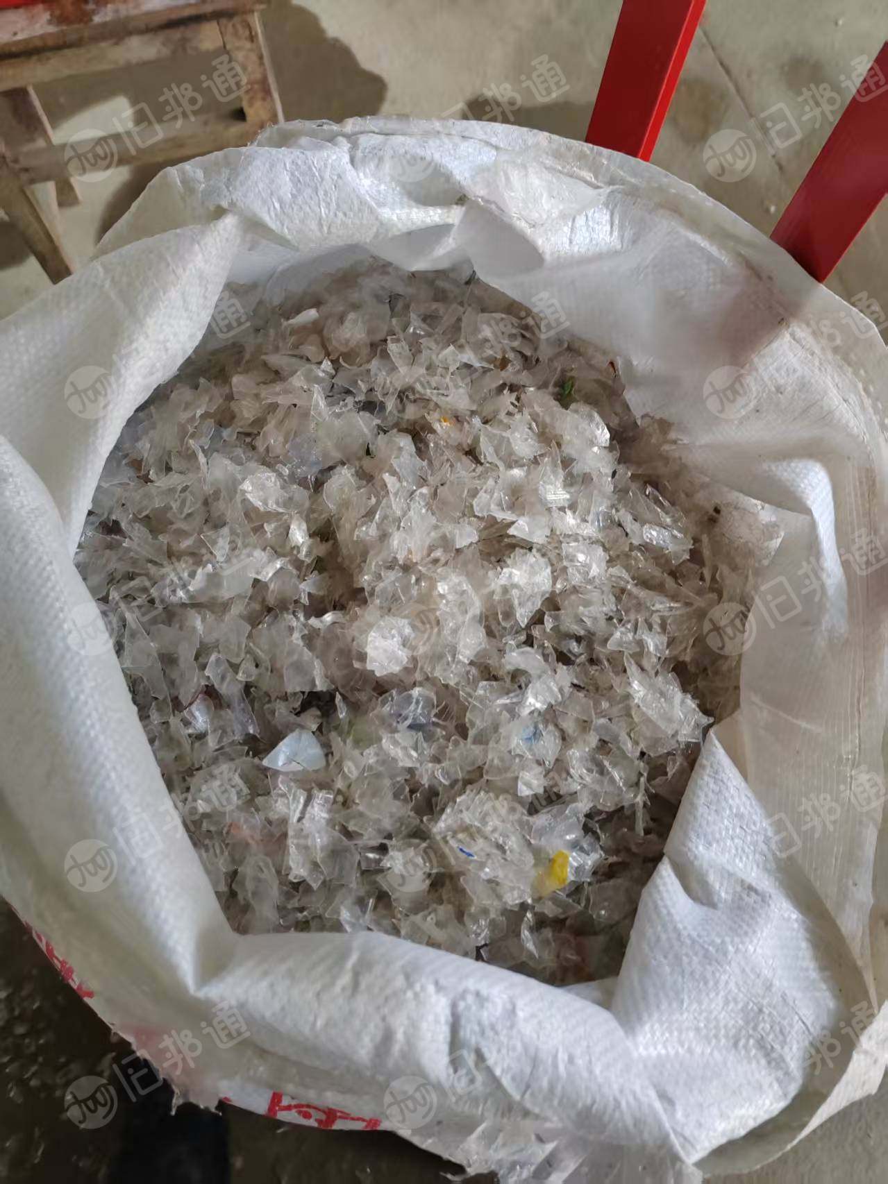 长期出售PET矿泉水瓶水洗破碎料