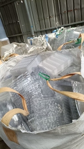 出售无标PET吸塑盒破碎料