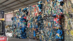 长期出售编织袋废料，陶瓷粉袋