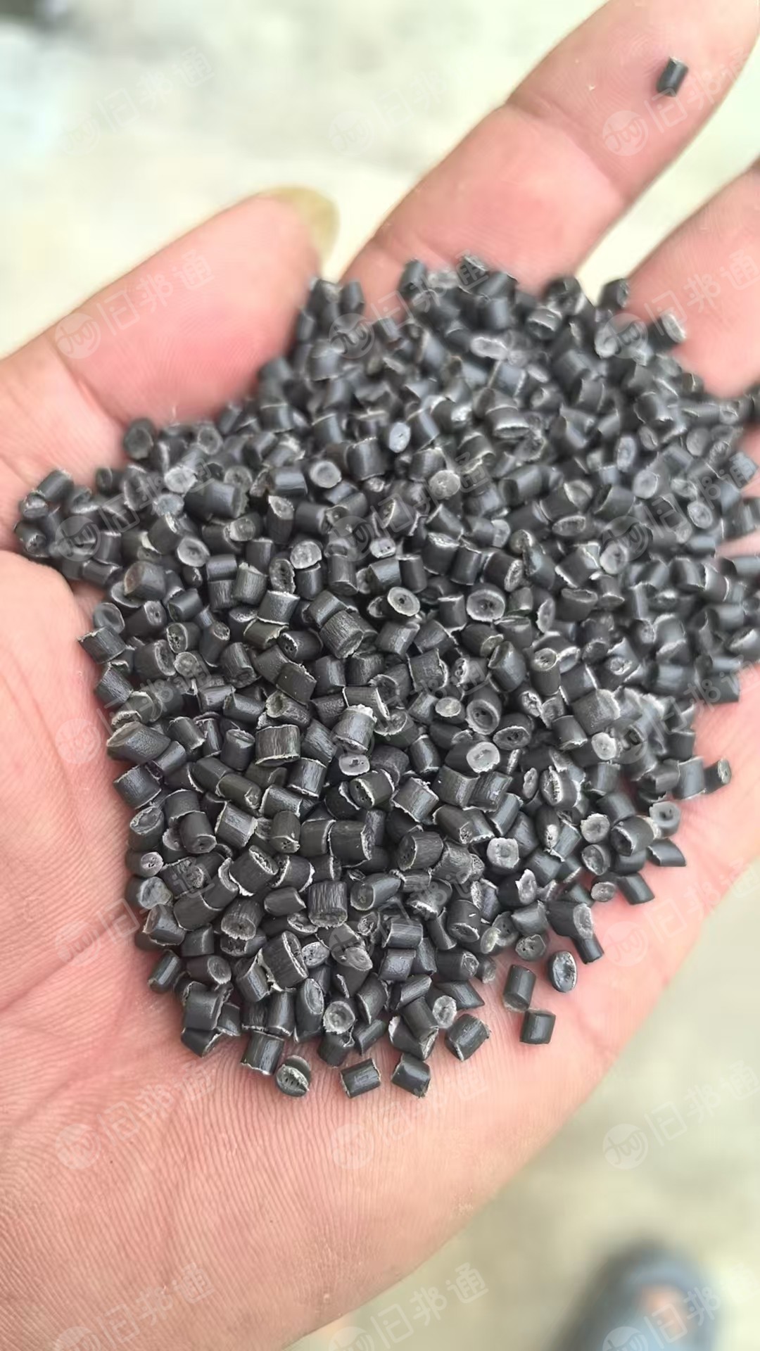 出售pp复pe颗粒，过60目，月供200吨