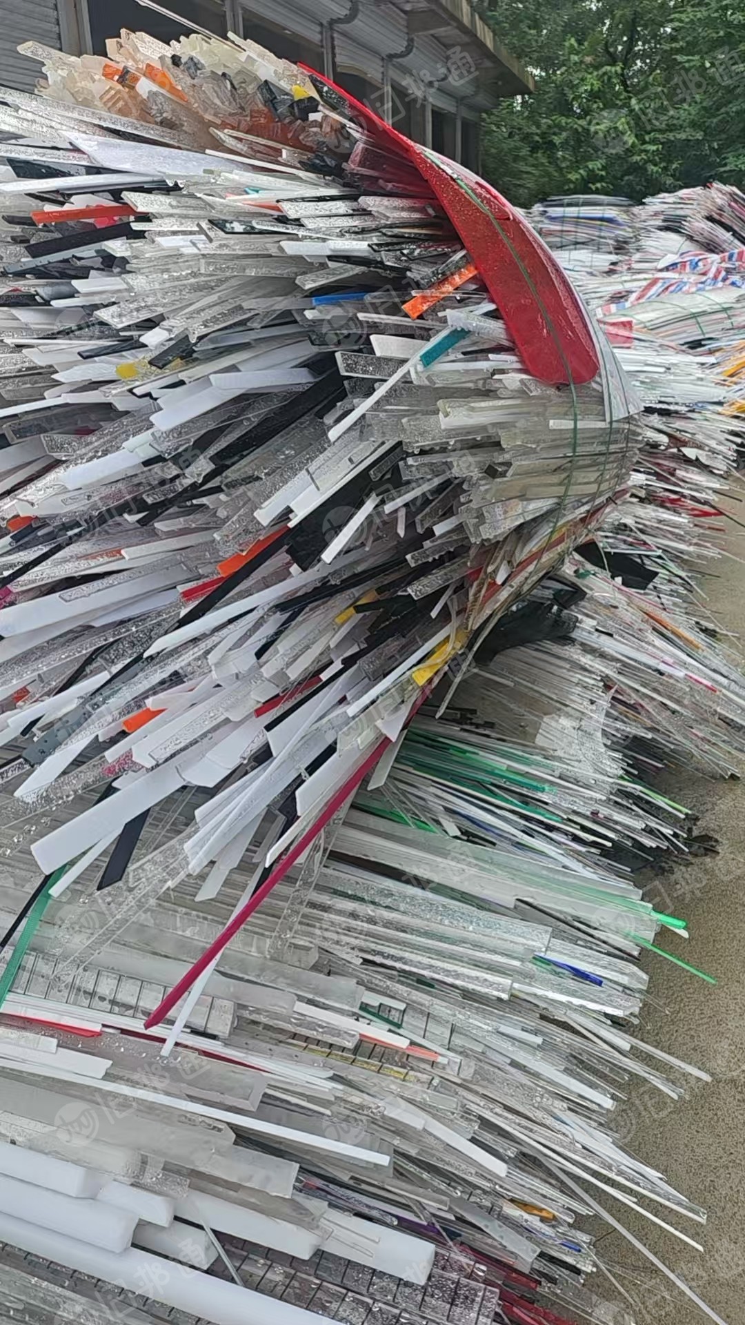 大量出售亚克力净料，现货200吨
