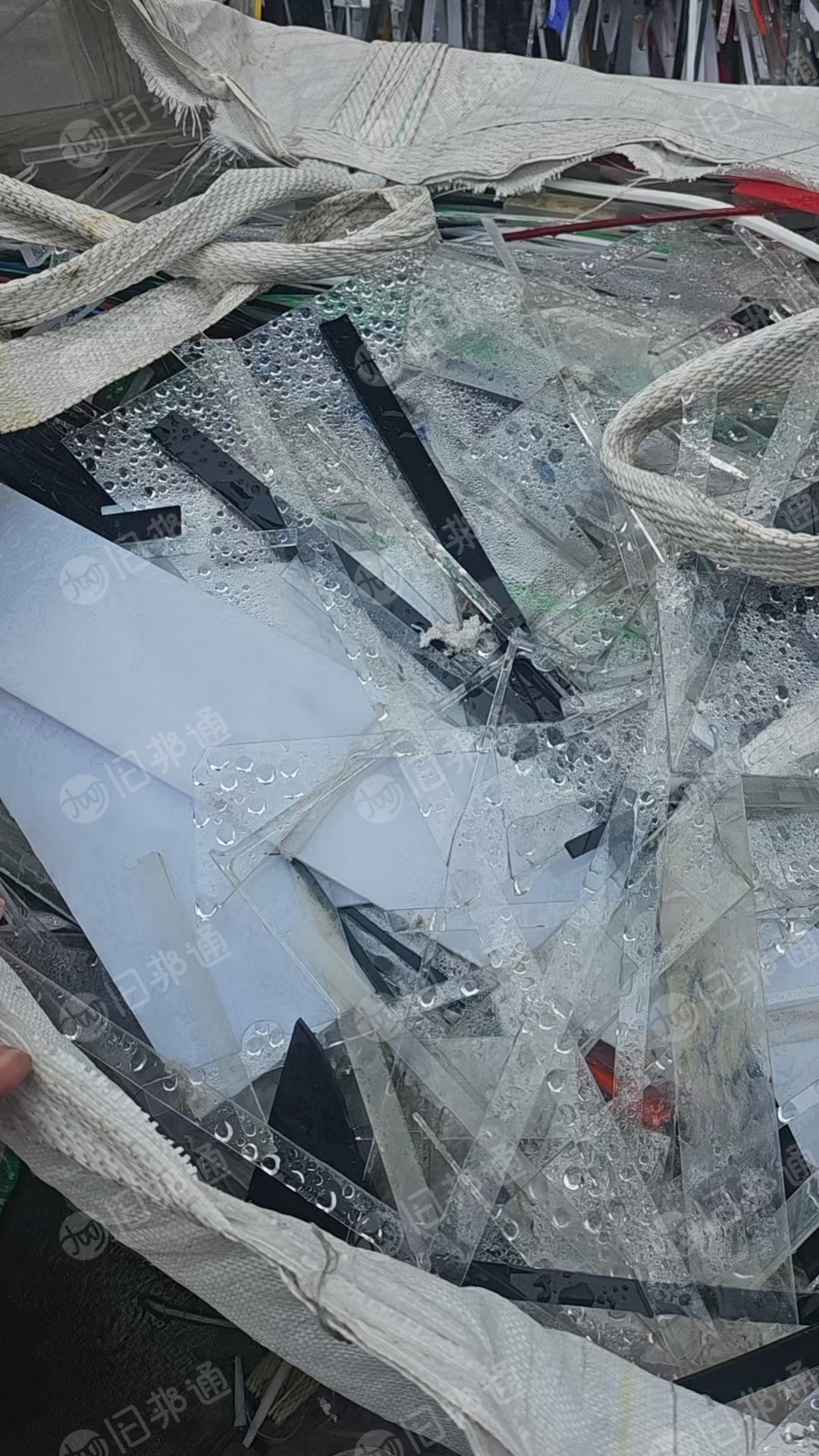 大量出售亚克力净料，现货200吨