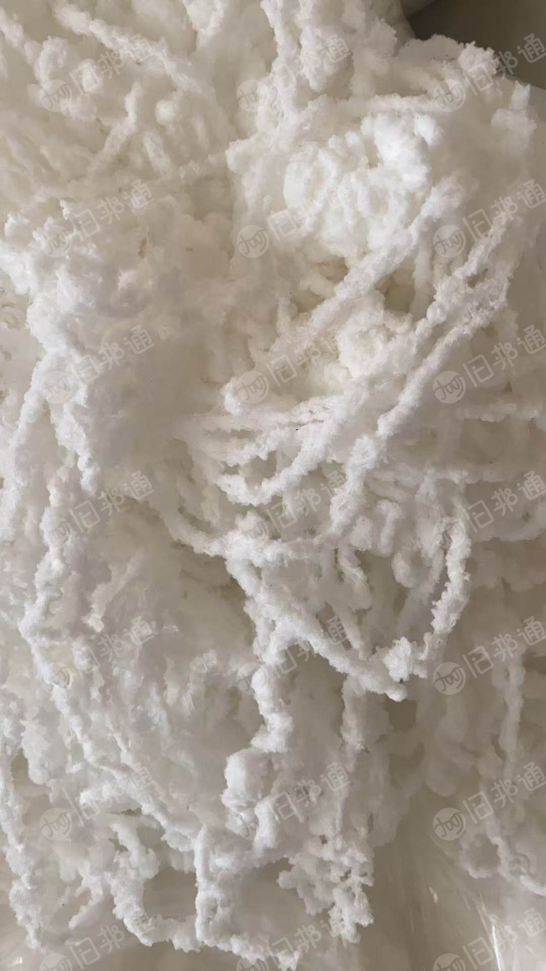 长期出售白色涤氨干丝，涤氨废丝，月供十来吨，货在江苏张家港