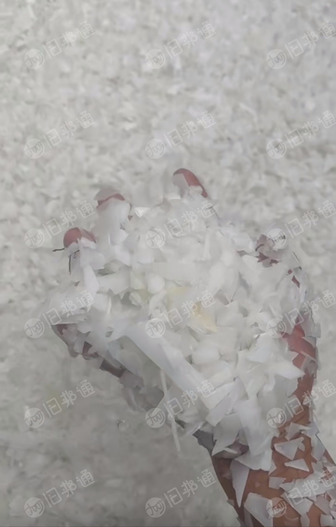 出售低压破碎料，白低压破碎料，蓝低压破碎料