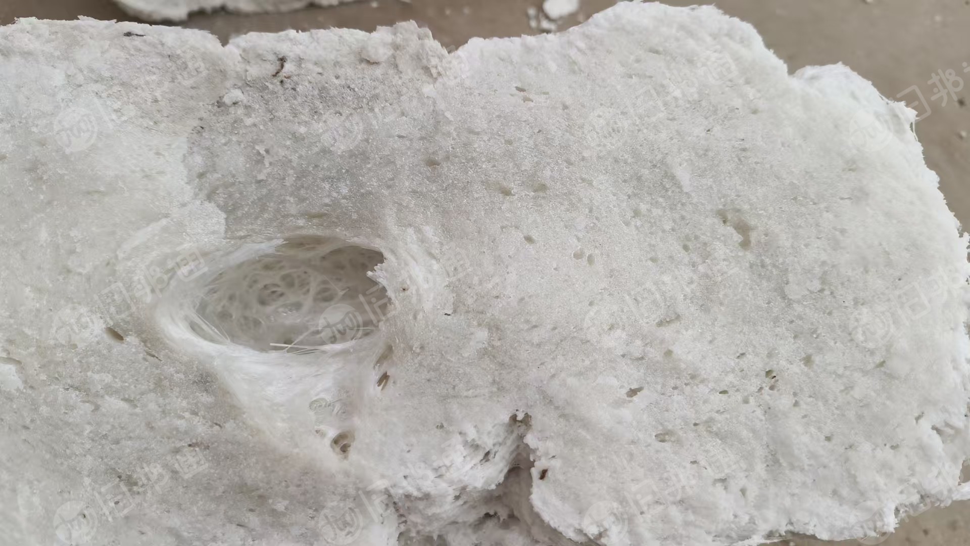 出售热熔块，厂料和社会料做的，现货20吨左右